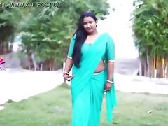 pose