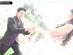 Indian Guy fucks Chinese slut's Pussy and Ass at the border
